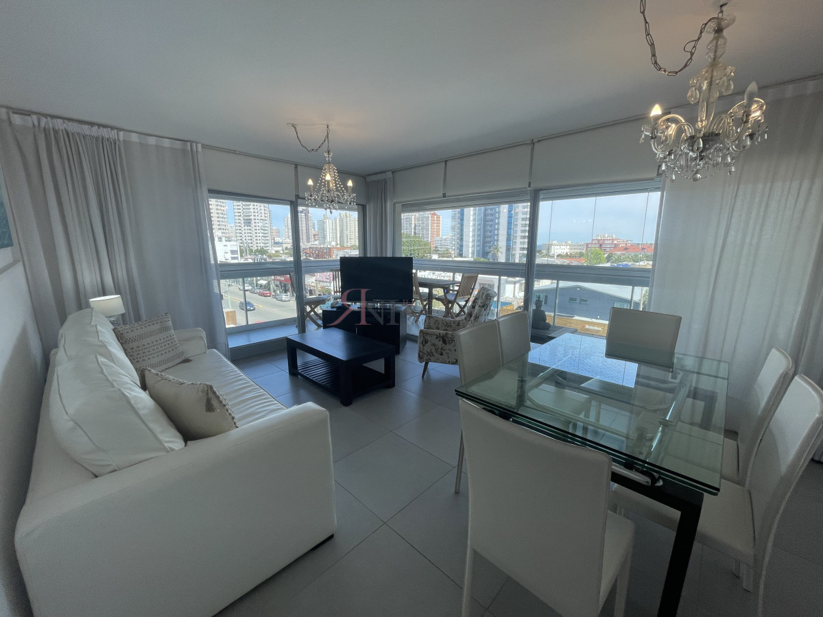 Aidy Grill - GoPunta - Portal Inmobiliario de Punta del Este - Maldonado