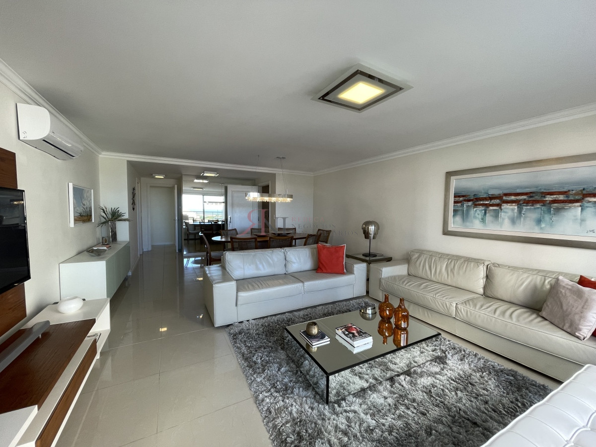 Brava - GoPunta - Portal Inmobiliario de Punta del Este - Maldonado