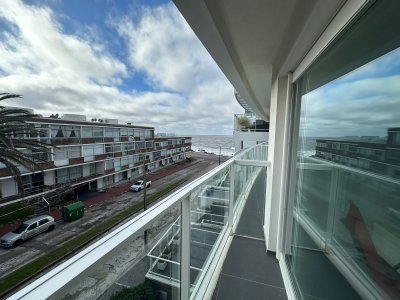 A 20 mts del mar, linda vista al mar 