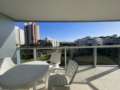 Terraza, vista a la Mansa