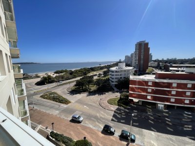 Primera fila al mar , los mejores amenities.