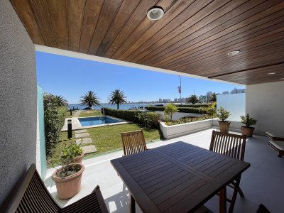 En el mejor lugar de Punta del Este , divino apartamento