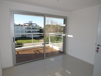 Terraza exclusiva con parrillero