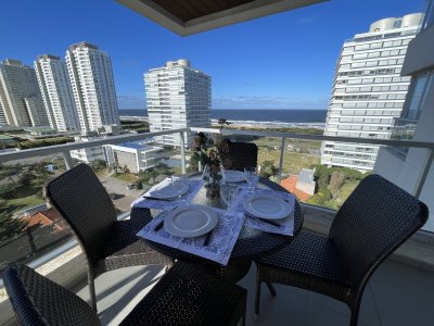A metros del mar, con garage