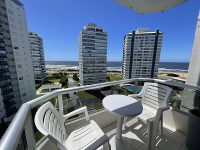 Lindo apartamento con vista al mar