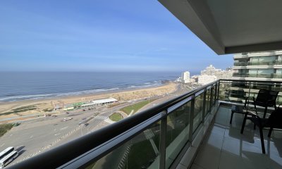 Playa Brava primera linea al mar, espectacular vista, terraza, esquinero