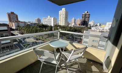 Plena Península, cómoda planta, buenos servicios.