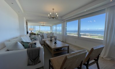 Frente al mar, grandes dimensiones, bien equipado