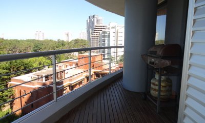 Lindo apartamento, luminoso, moderno, amplio