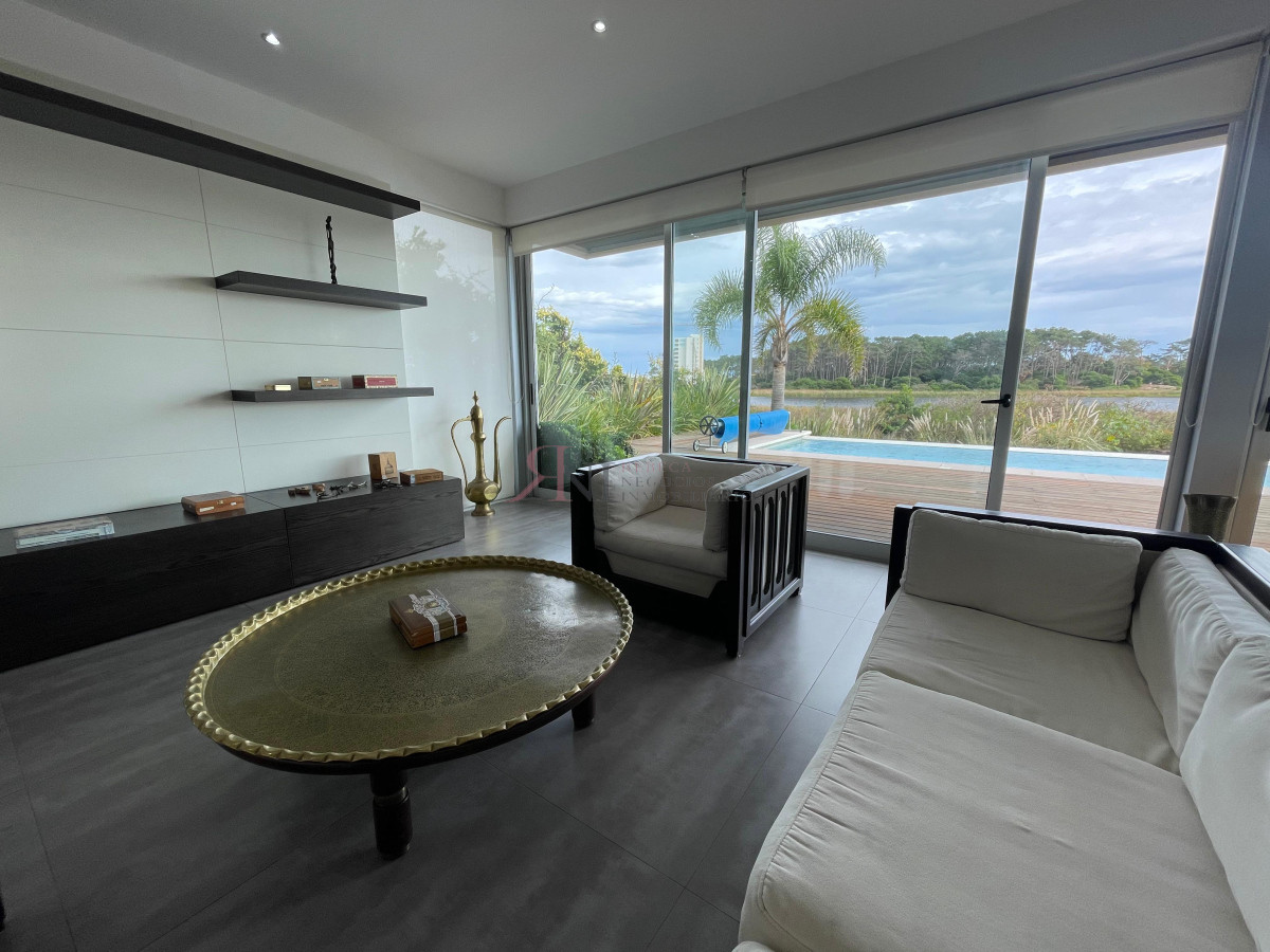 Camino a la Laguna - GoPunta - Portal Inmobiliario de Punta del Este - Maldonado