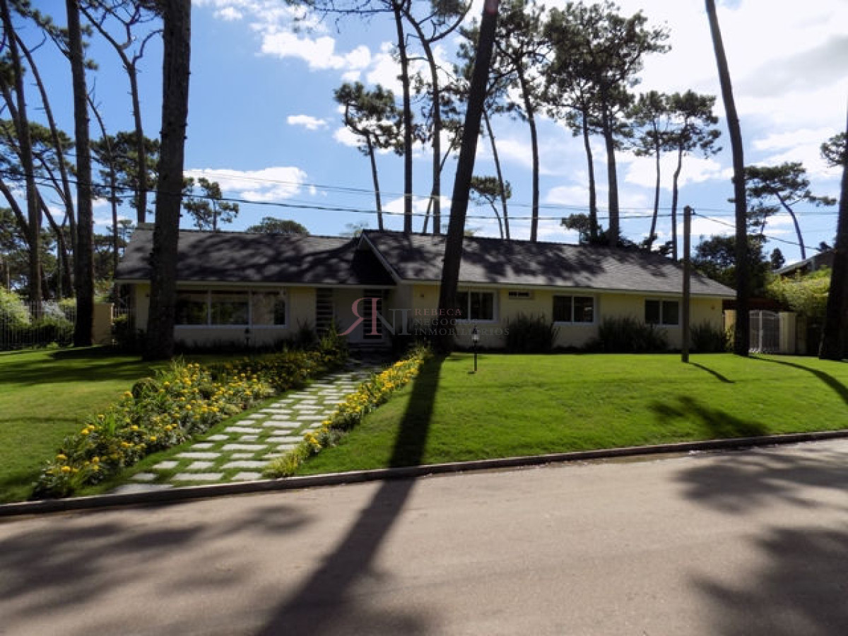 Mansa - GoPunta - Portal Inmobiliario de Punta del Este - Maldonado