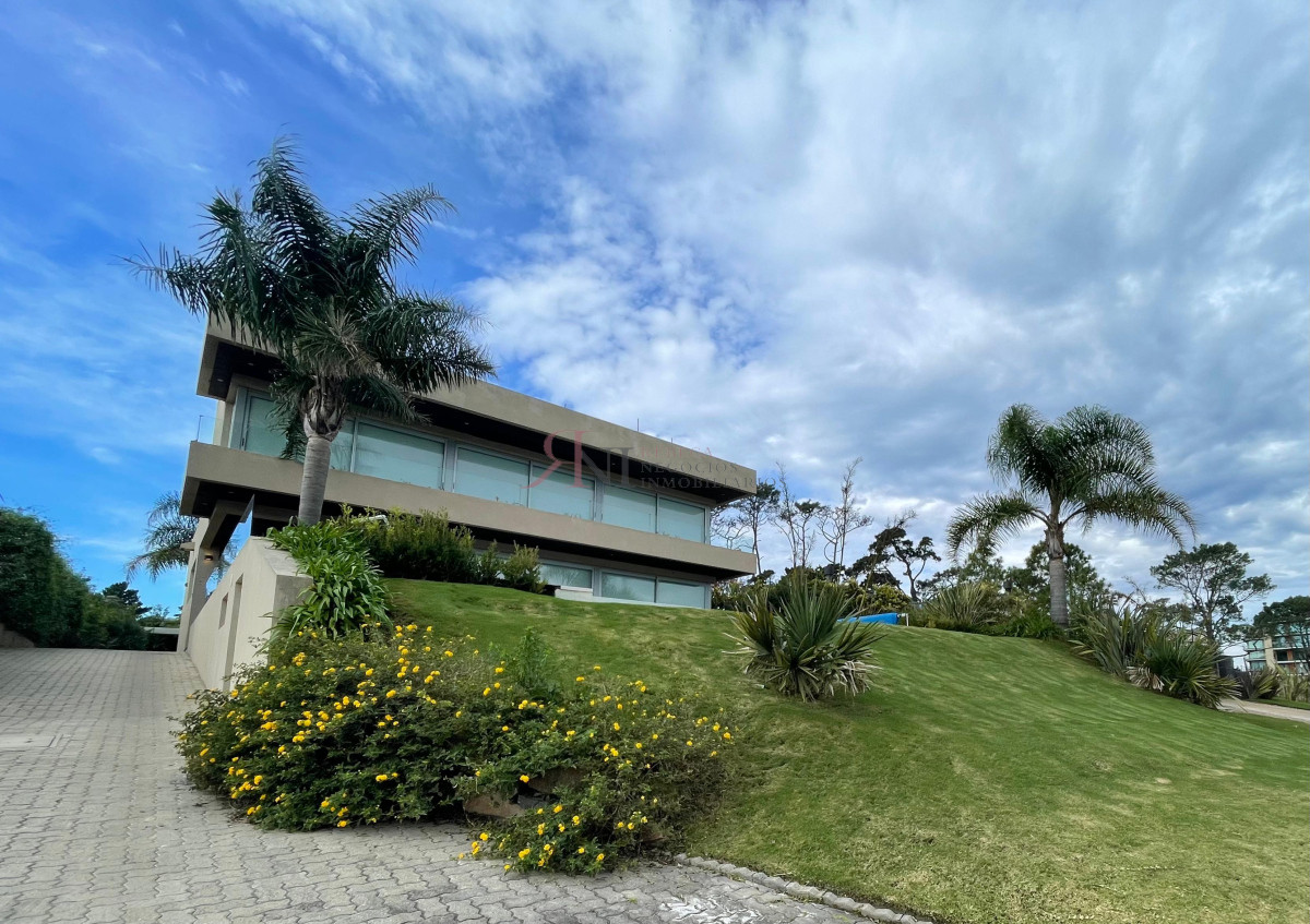 Camino a la Laguna - GoPunta - Portal Inmobiliario de Punta del Este - Maldonado