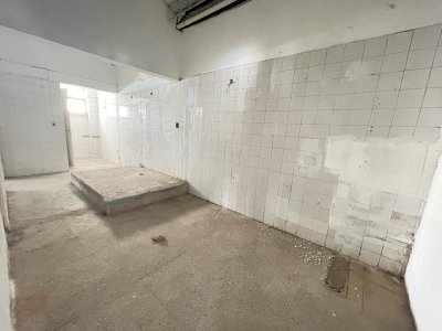 excelente local en peninsula esquinero con vista al mar , apto. gastronomia, muebleria,  - rni10938l