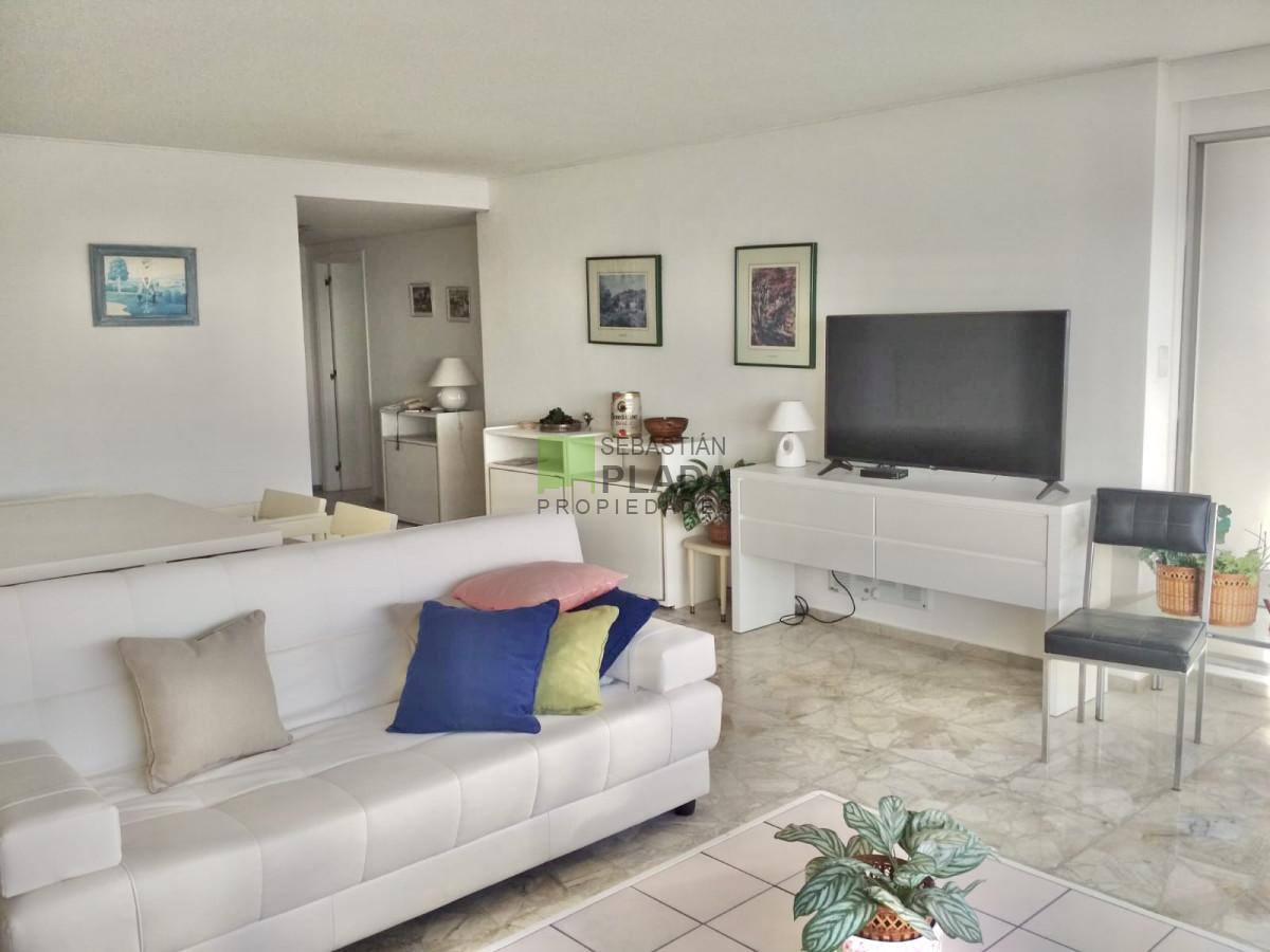 Apartamento ID.954 - IV-Mansa Primera Linea