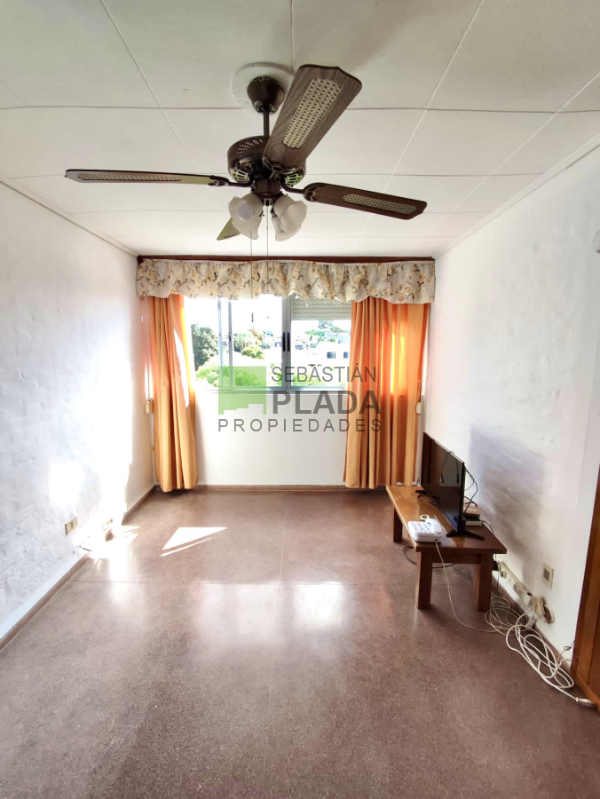Apartamento ID.624 - Venta con renta incluída