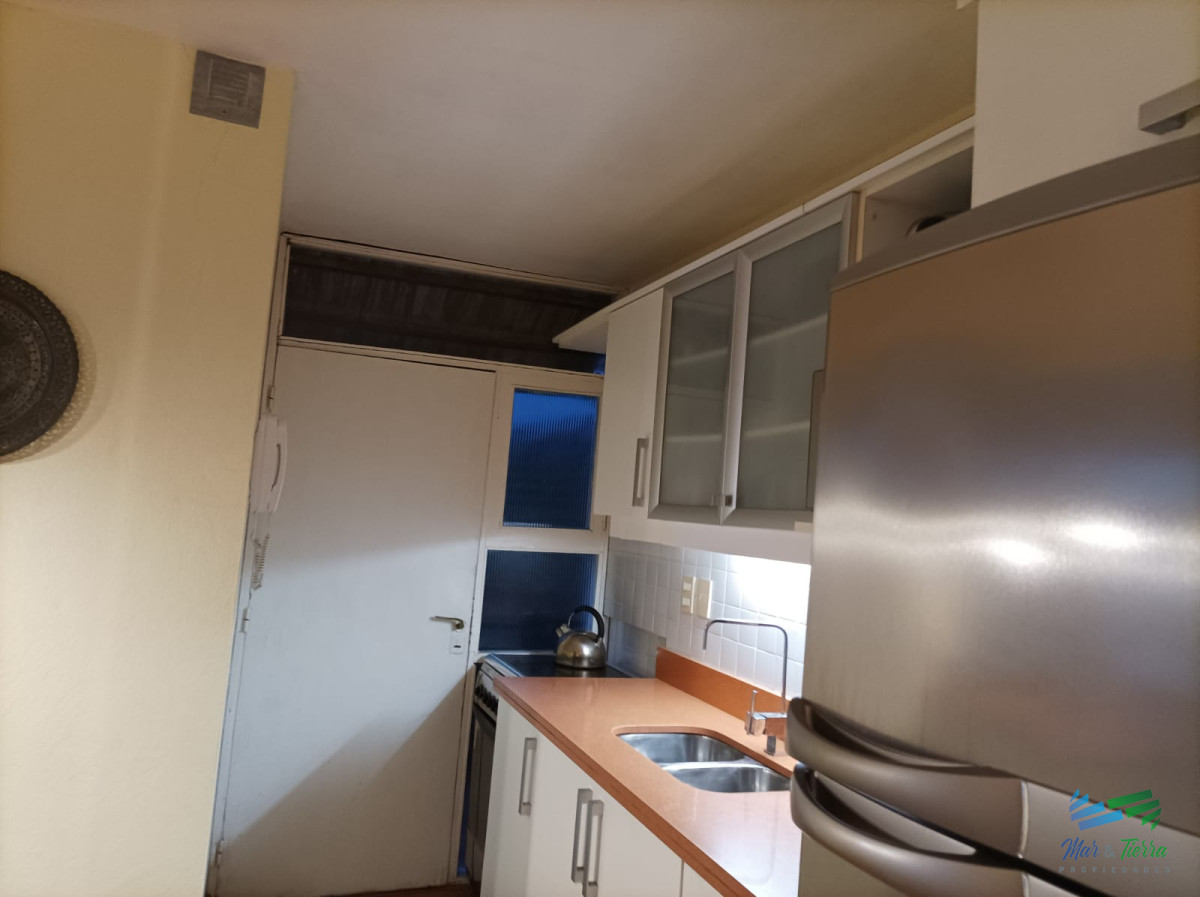 Apartamento ID.3859 - Alquilo Apartamento 3 dormitorios en Gorlero, Punta del Este.