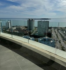 Artower de 2 dormitorios en piso alto en venta!  - Ref : EQP7042