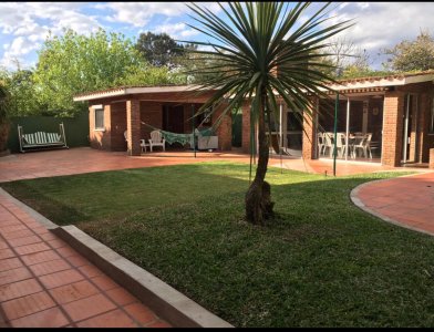 Gran chalet en zona Cantegrill