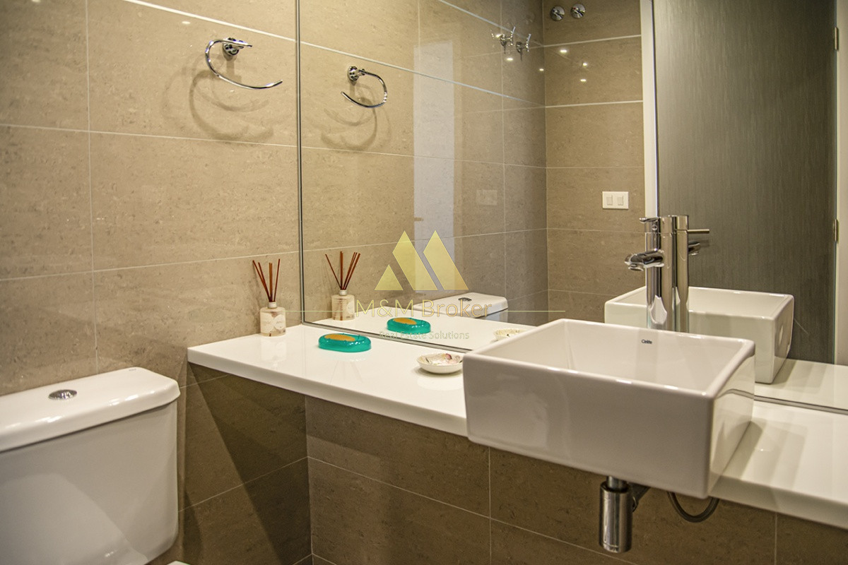 Apartamento ID.129 - Venta apartamento 3 suites, playa mansa