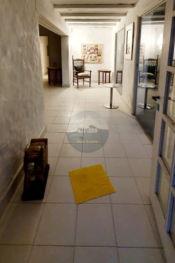 Casa ID.5958 - CASA EN VENTA 4 DORMITORIOS EL TESORO - LA BARRA