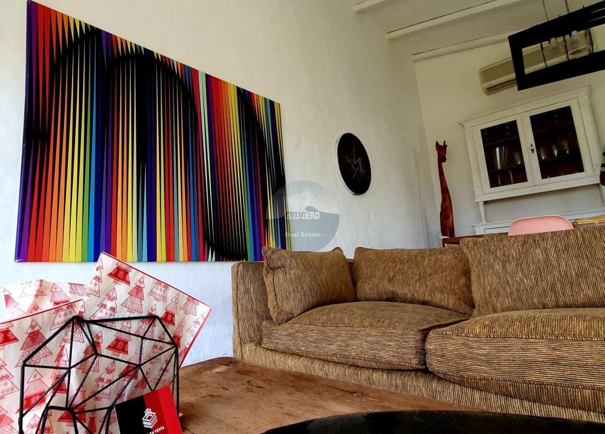 Casa ID.5958 - CASA EN VENTA 4 DORMITORIOS EL TESORO - LA BARRA