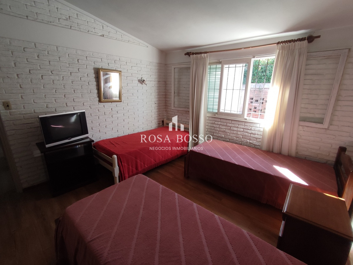Apartamento ID.6098 - Punta del Este, área comercial Pda. 5