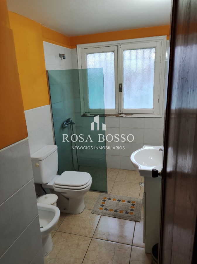 Apartamento ID.6098 - Punta del Este, área comercial Pda. 5
