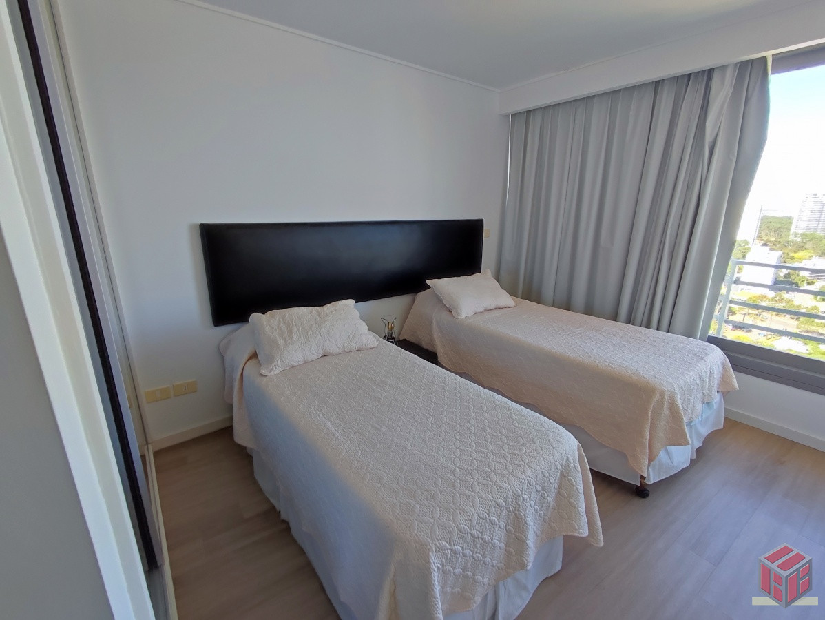 Apartamento ID.8526 - IV-Mansa Alexander Boulevard pent house