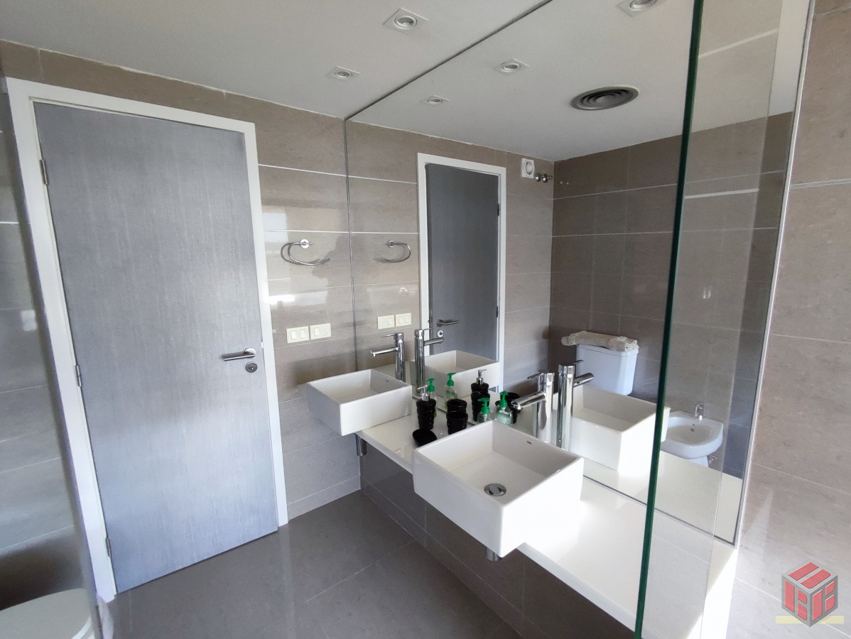 Apartamento ID.8526 - IV-Mansa Alexander Boulevard pent house