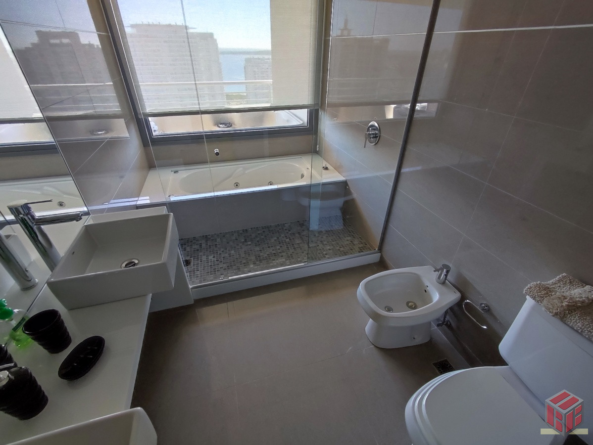 Apartamento ID.8526 - IV-Mansa Alexander Boulevard pent house