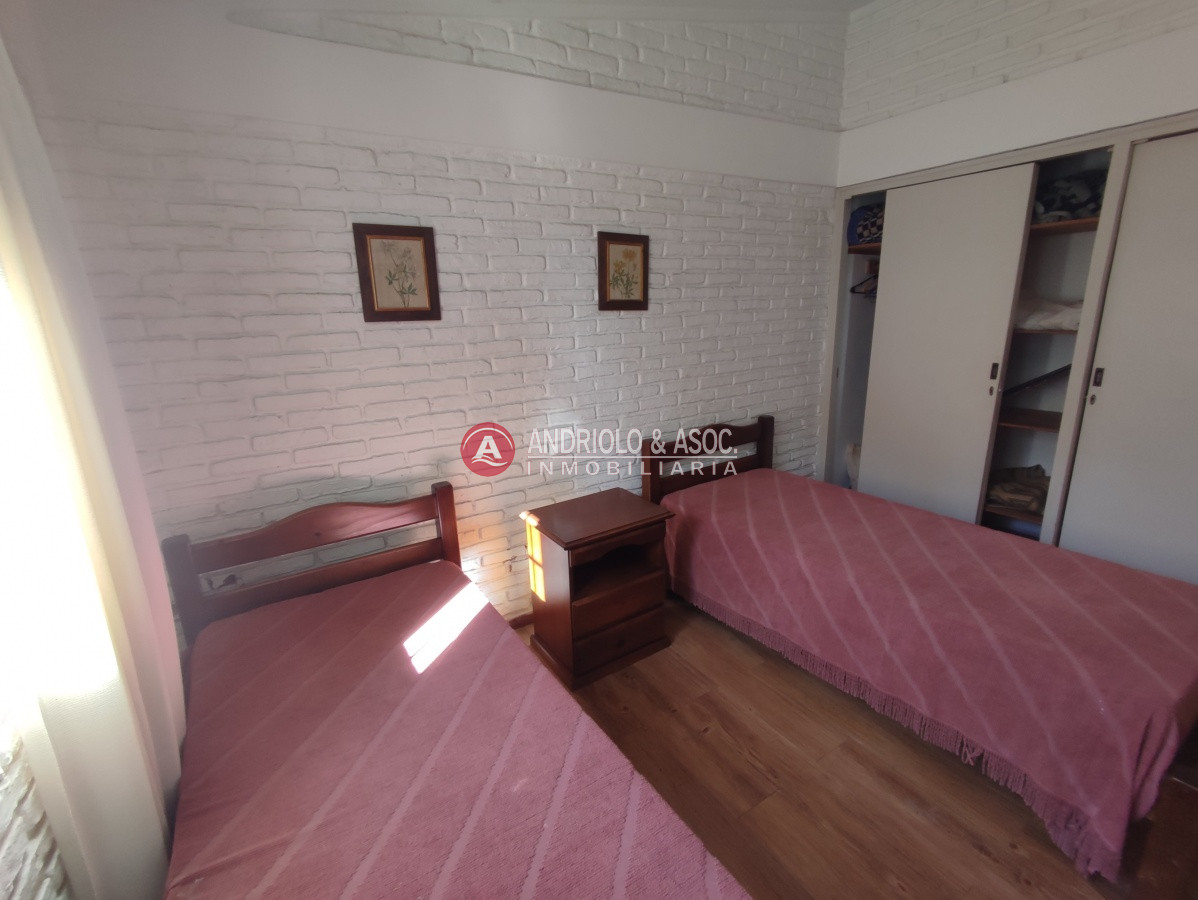 Casa ID.6710 - Punta del Este, área comercial Pda. 5