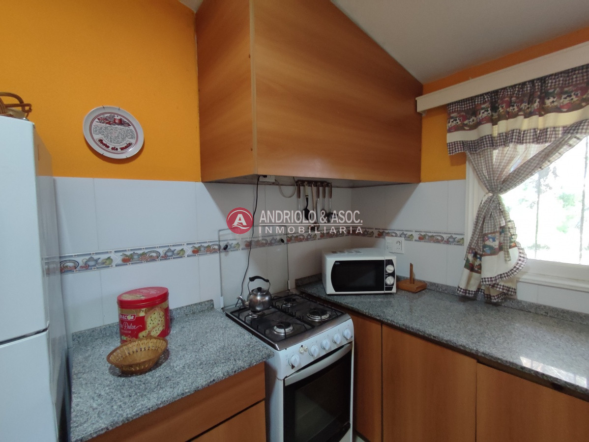 Casa ID.6710 - Punta del Este, área comercial Pda. 5