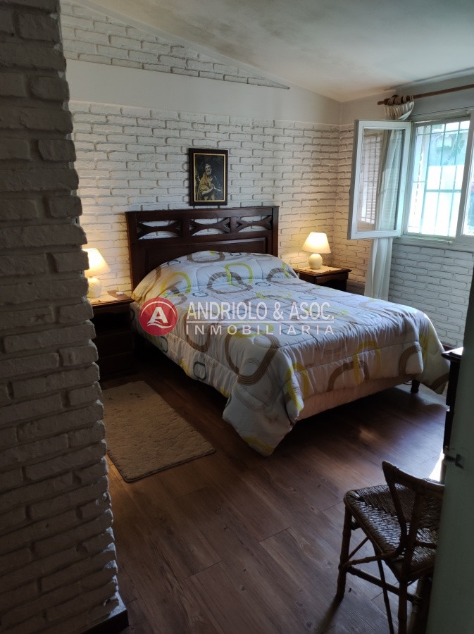Casa ID.6710 - Punta del Este, área comercial Pda. 5