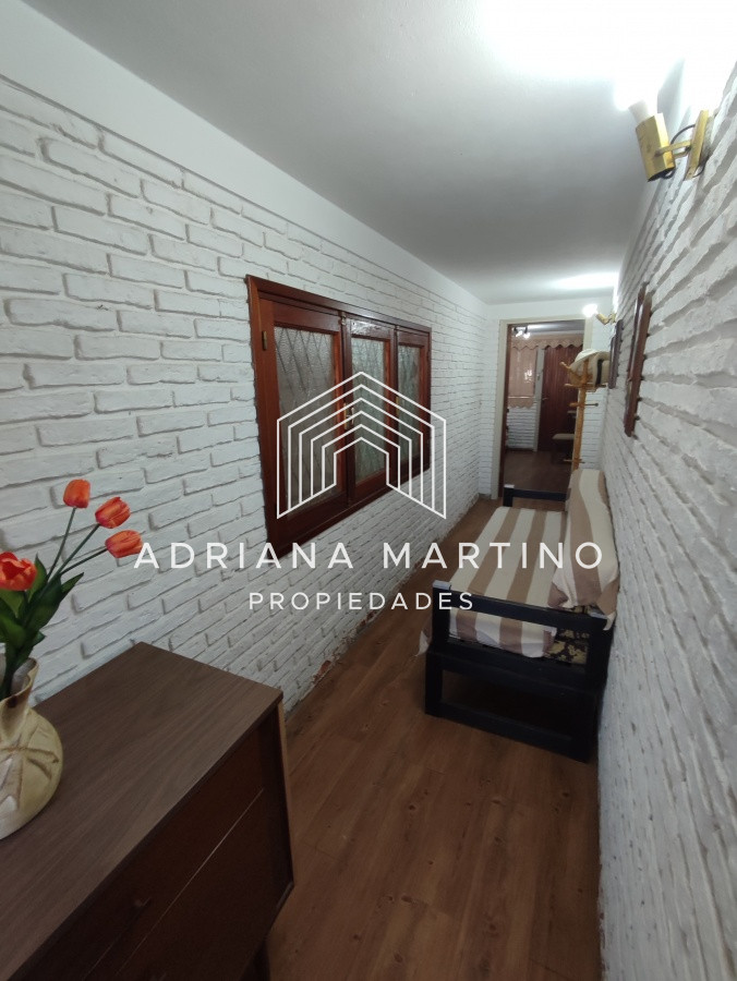 Casa ID.69335 - Punta del Este, área comercial Pda. 5