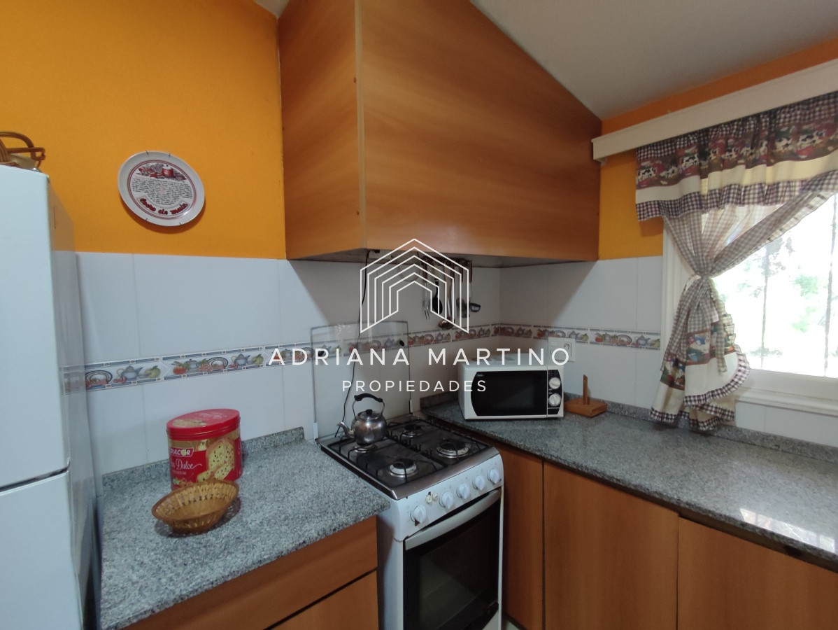 Casa ID.69335 - Punta del Este, área comercial Pda. 5