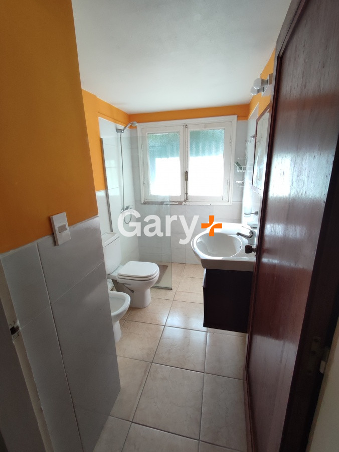 Casa ID.23330 - Punta del Este, área comercial Pda. 5