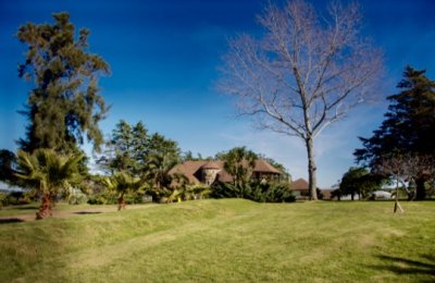 chacra importante en r. 39 con 700 m2. construidos - emp1719h