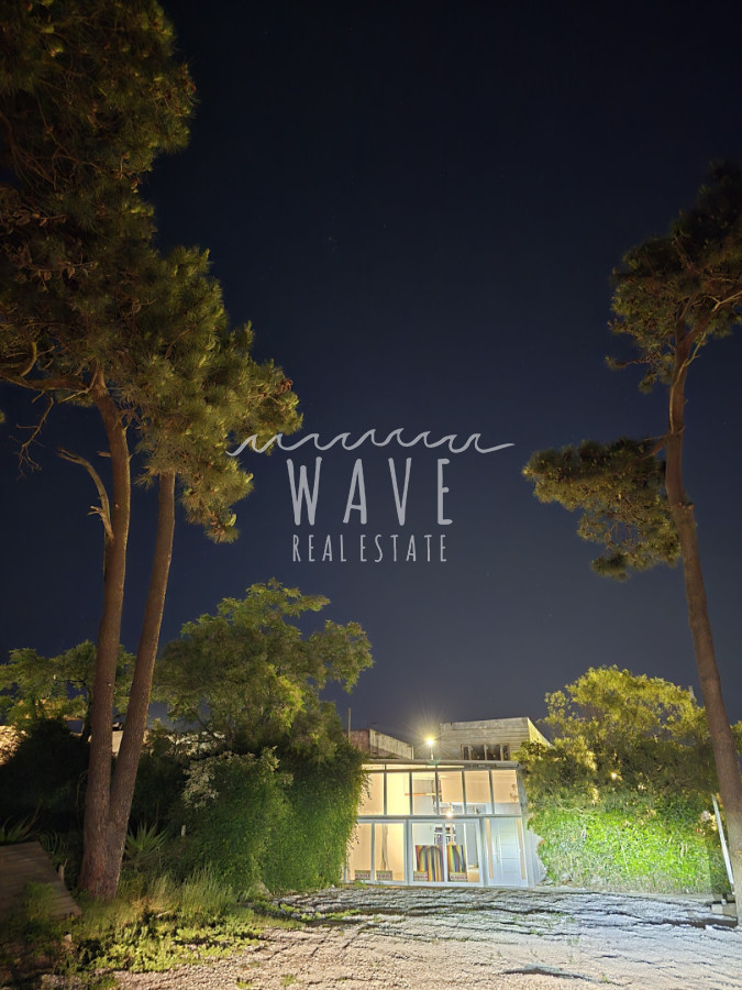 Local Comercial ID.5080 - Local Amplio en La Barra (frente a plaza con pista de skate)