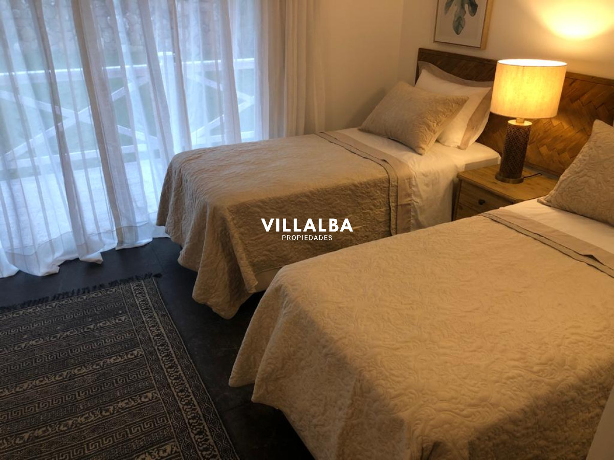 Casa ID.588 - Punta del Este, la Pataia Imperdible residencia de campo. 