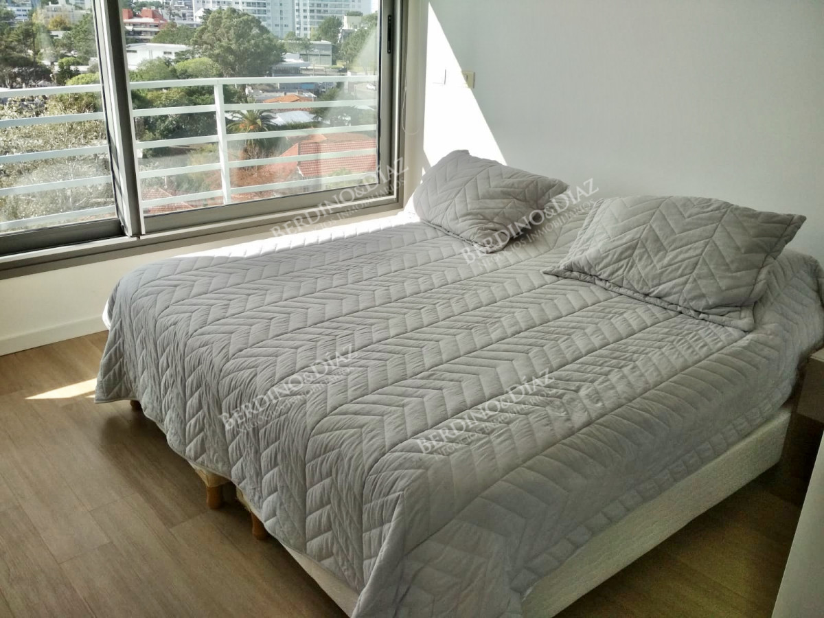Apartamento ID.1065 - Apartamento en Venta Playa Mansa 