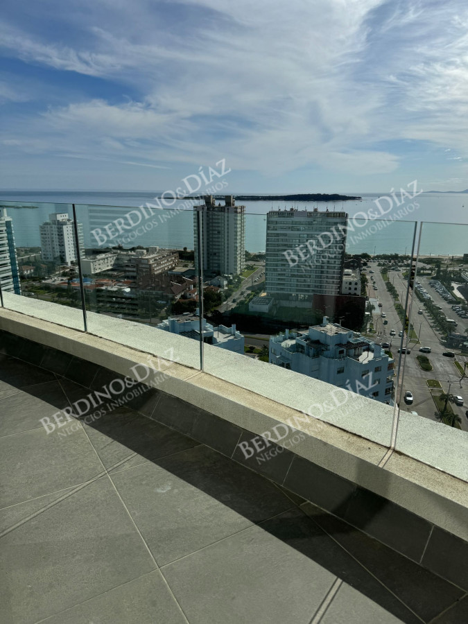 Apartamento ID.2609 - Artower de 2 dormitorios en piso alto en venta! 