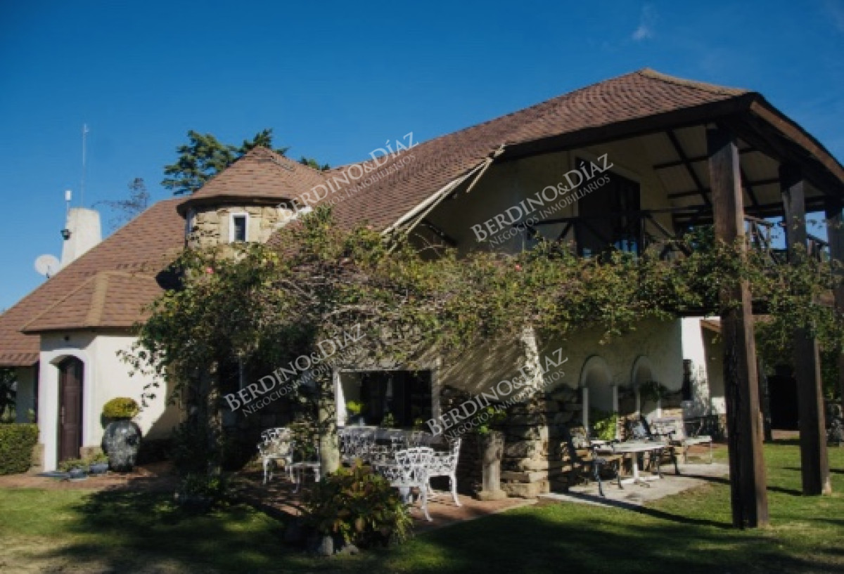 Chacra ID.1088 - Chacra importante en R. 39 con 700 m2. construidos