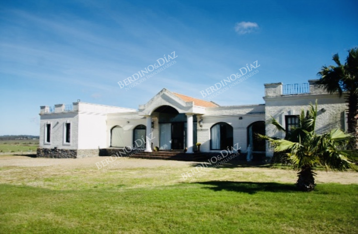 Chacra ID.1088 - Chacra importante en R. 39 con 700 m2. construidos