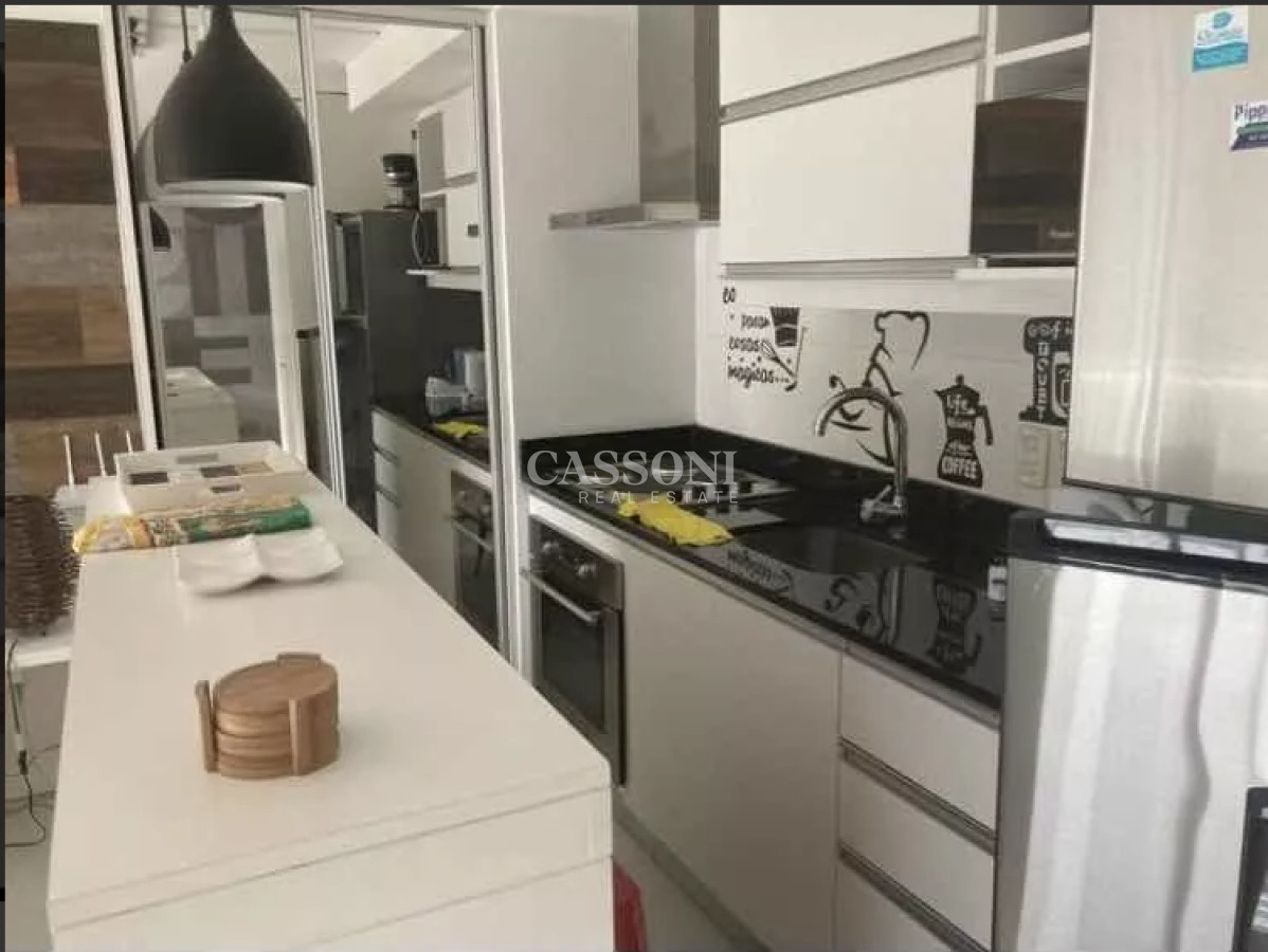 Apartamento ID.2633 - Monoambiente sobre Av. Roosevelt en Venta. 