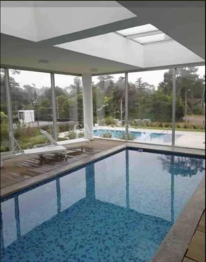 Apartamento ID.2633 - Monoambiente sobre Av. Roosevelt en Venta. 