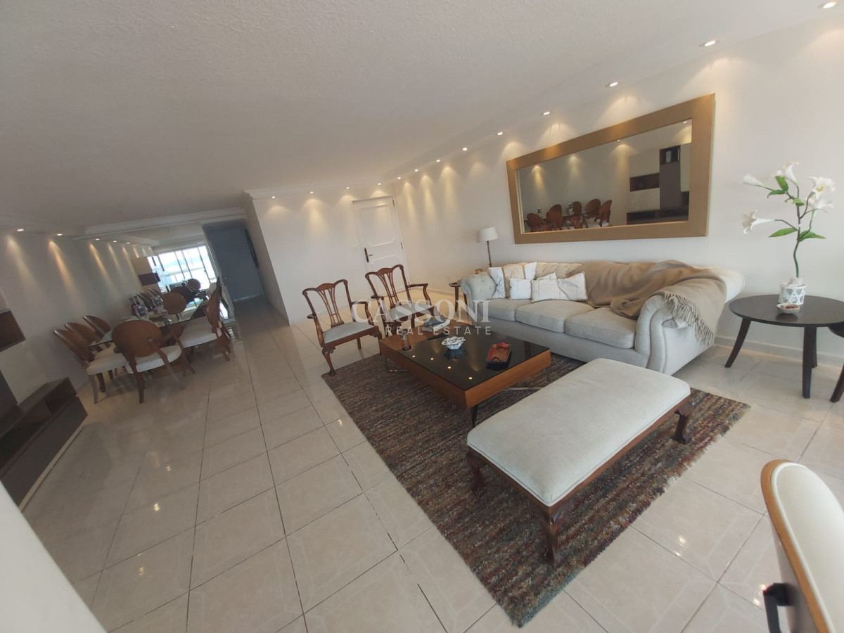 Apartamento ID.180 - IV- Apartamento frente a la Isla Gorriti de Punta del Este