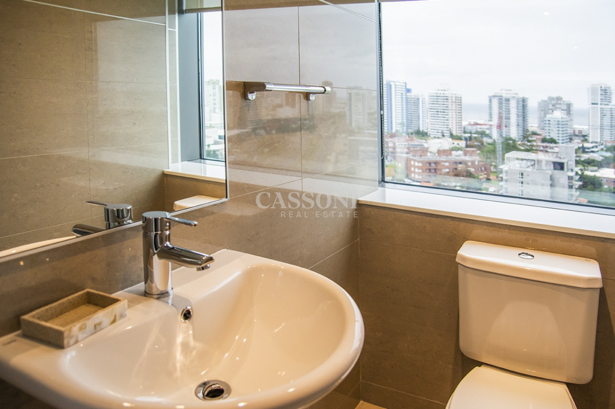Apartamento ID.3913 - Venta Mansa Piso alto