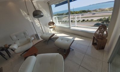 IV- Apartamento frente a la Isla Gorriti de Punta del Este
