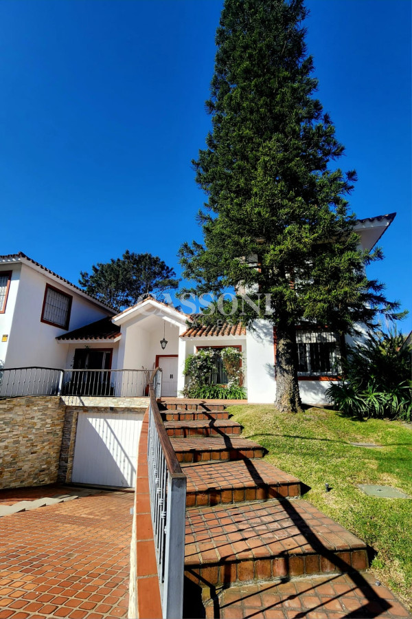 Casa ID.3849 - hermosa casa con todas las comodidades