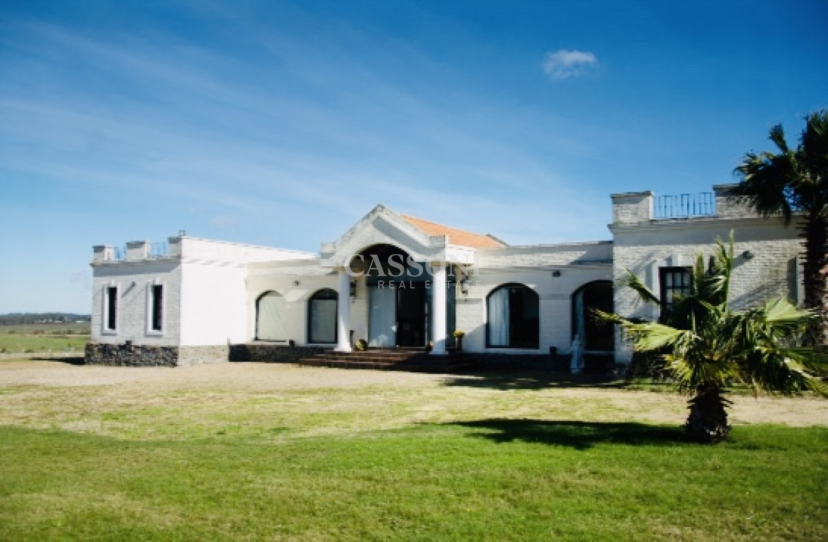 Chacra ID.3842 - Chacra importante en R. 39 con 700 m2. construidos